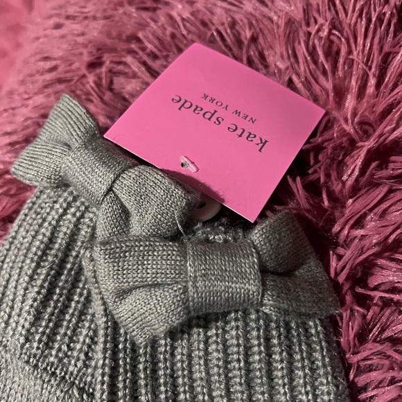 NWT Kate Spade knit gloves Heather Gray - Picture 3 of 8